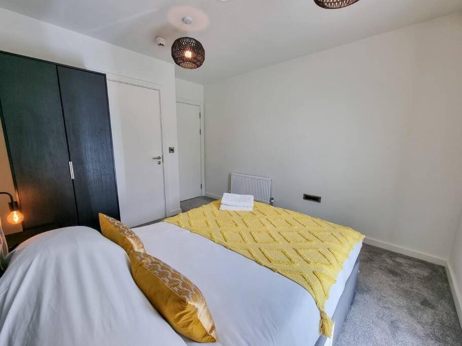 Luxury Centre Townhouse With Parking * Manchester