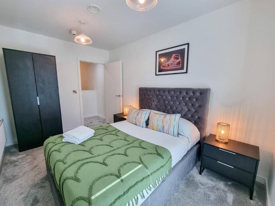Luxury Centre Townhouse With Parking Holiday home *